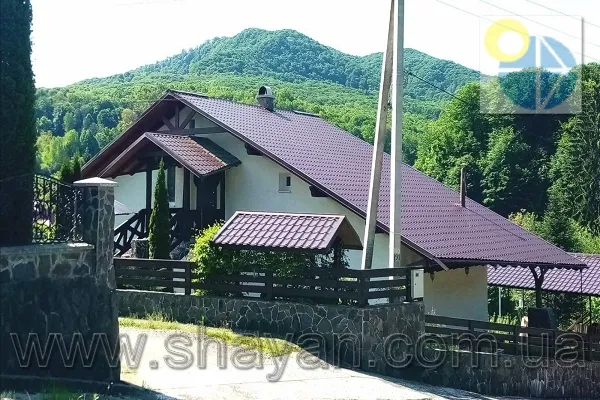 Шаян. Гостинний двір Вікторія